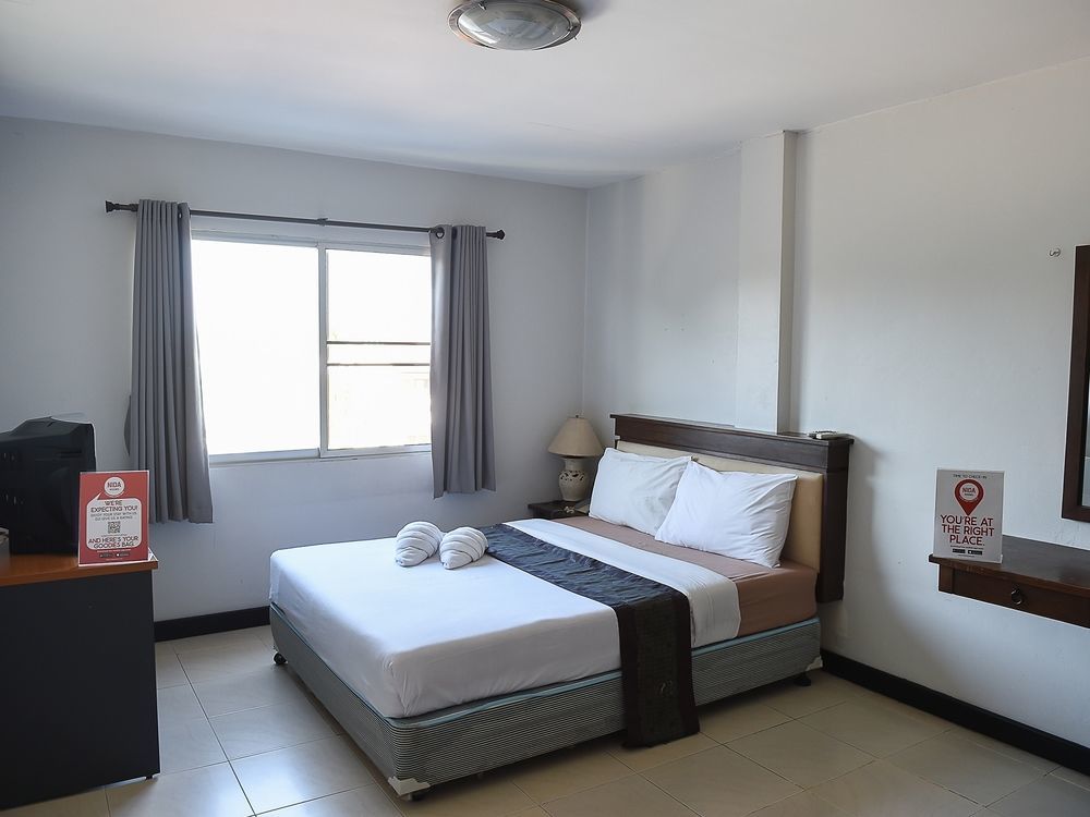 איפוה Bercam Times Inn Hotel מראה חיצוני תמונה